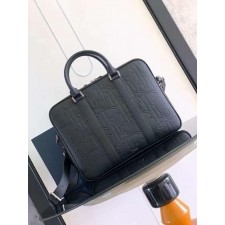 디* 24FW 불박 로고 서류