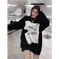 메* 마르지엘라 로고그래픽 맨투맨
