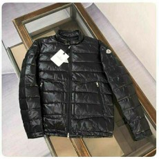 아코루스 숏 다운 경량 패딩 자켓
