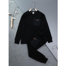 나** X 트래비스 스캇 자수 맨투맨  조거팬츠 셋