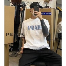 프** 3D 포인트 로고 티셔츠