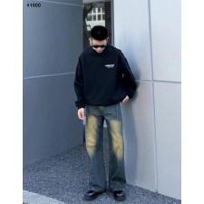 피**** 에센셜 로고 맨투맨