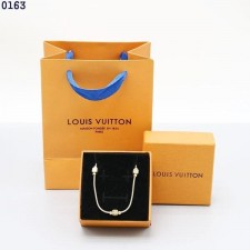 루* LV 로고 볼드 목걸이 수입최고급