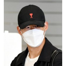 아* 드 꾀희 엠브로이더리 캡