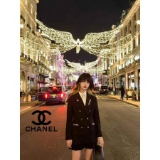 샤* 시그니쳐 레터링 더블 자켓