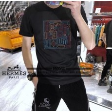 에*** 고대문양 레터링 로고 티셔츠