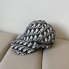 디* 시그니처 사이드 패치 패턴 모자
