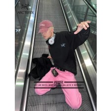 아**** 비비드 로고 디자인 긴팔티셔츠 (시보리없음)