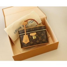 루* 수입고급 Vanity Chain Pouch 베니티 체인 파우치