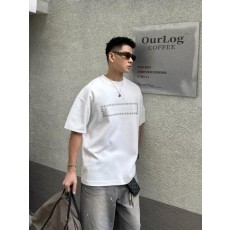 크* 큐빅 스크래치 레터링 티셔츠