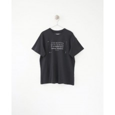 메* 마르지엘라 25 스탬프 로고 반팔티셔츠  수입