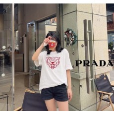 프** 레드 타이거 패턴 로고 티셔츠