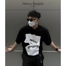 메* 마르지엘라 알파벳 링클프리 로고 티셔츠