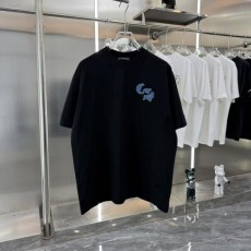 크* 말굽자수 티셔츠