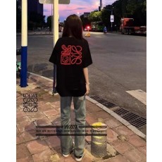 로** 낙서 디자인 반팔 티셔츠