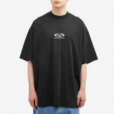 베** Oval Logo Over사이즈d TShirt