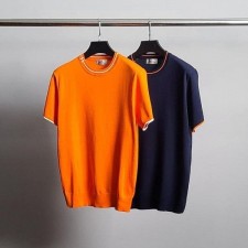 에*** 넥로고 라운드 반팔 니트