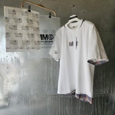 메* 마르지엘라 덧댐 라운드 티셔츠