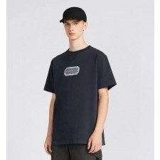 디* 자수로고 티셔츠