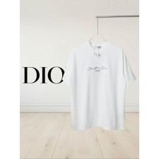 디* 자수로고 티셔츠