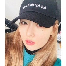 발**** 레터링 로고 볼캡 블랙 현아모자 제니모자