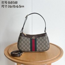 구* 오피디아 스몰 숄더백