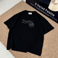 메* 마르지엘라 25 520 스탬프 로고 반팔티셔츠  수입