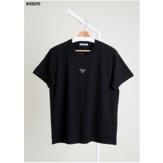 프** 미드 삼각 로고 베이직 코튼 티셔츠