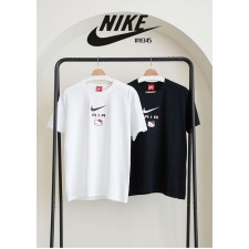 나** X 헬로키티 NRG 에어 라운드 반팔 티셔츠