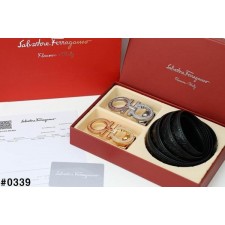 페*** 간치니 이니셜 A 투버클 벨트