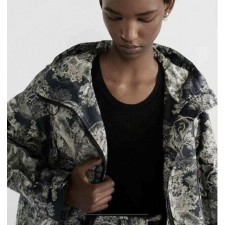 디* 애니멀 프린트 바람막이 자켓