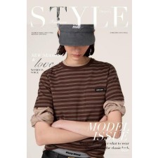 미*** 로고 패치 스트라이프 반팔티셔츠  수입