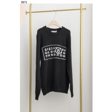 메* 마르지엘라 넘버 프린팅 라운드넥 니트