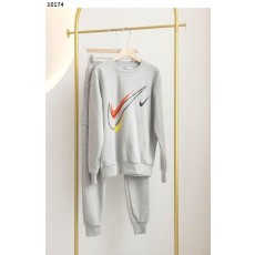 나** 더블 스우시 로고 트레이닝 셋