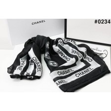 샤* 수입 로고 레터링 숄 실크 스카프