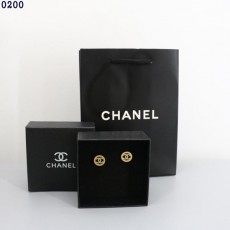 샤* 로고 메탈 골드 귀걸이