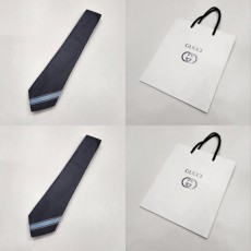 구* gg로고 사선 실크 넥타이