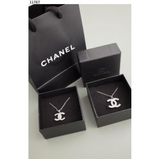 샤* CC 로고 실버 네크리스