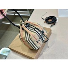 버** 포이베 버킷