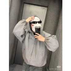 발**** 자수로고 후드 바람막이