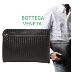 보** 인트레치아토 더블지퍼 클러치 820017 VBWD3 3135ㅡ 블랙 색상