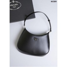 프** 클레어 브러쉬드 레더 숄더백