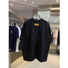 루* 센터자수 반팔 티셔츠