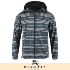 버** 체크 바람막이