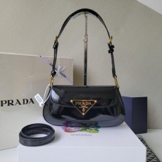 프** 페이던트 가죽 미니 숄더백