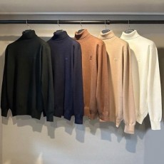 아* 드 꾀흐 까마이외 자수 터틀넥 니트