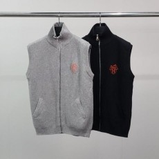 에*** 로고자수 니트 조끼