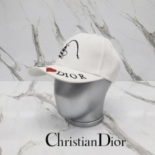 디* bee 자수로고 볼캡 724