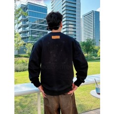 루* 인사이드 자수로고 맨투맨