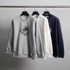 버** 스퀘어 프린팅 코튼 맨투맨